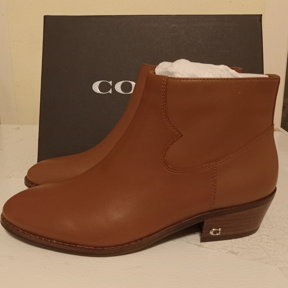Coach Dannie bootie, Size 7, Saddle Brown